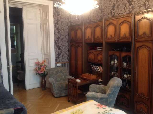 Проживание в семье Ia`s Homestay Тбилиси-15